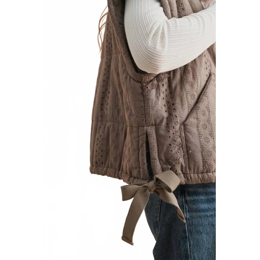 NEW MIOU MUSE lace crochet trim puff vest in brown - Picture 4 of 5